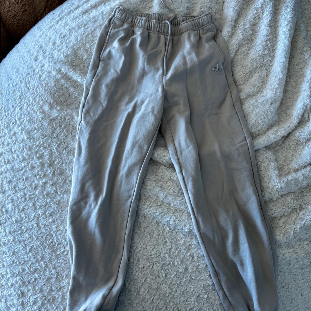 ALO Yoga Gray Joggers